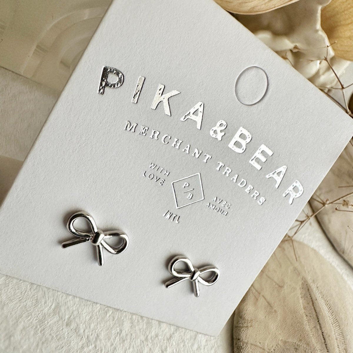 PIKA &BEAR ZOOEY BOW STUD EARRINGS - jewellery - PIKA & BEAR