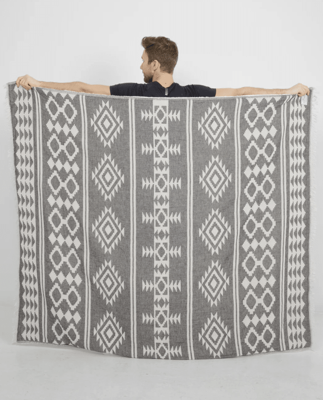 TOFINO TOWEL THE BEACH FLEECE THROW - ACCESSORIES - TOFINO TOWEL