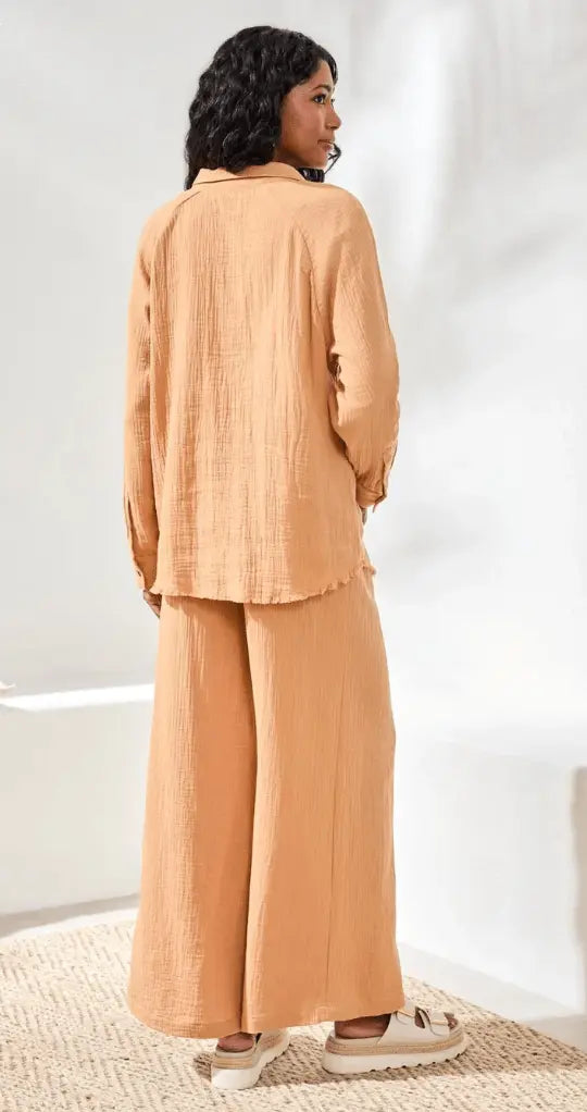 TRIBAL RAGLAN SLEEVE SHIRT W RAW EDGE HEM - tops - TRIBAL